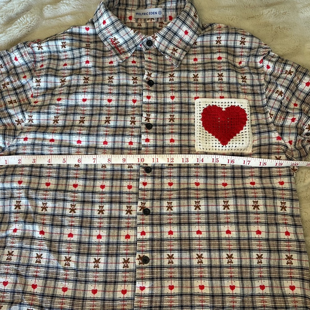 Aelfric Eden crochet heart pocket button down, like new, medium unisex style - Picture 5 of 11